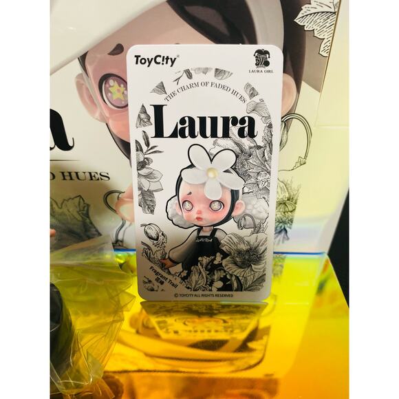 Laura The Charm of Faded Hues Blind Box Fragrant Trail - Picture 3 of 4